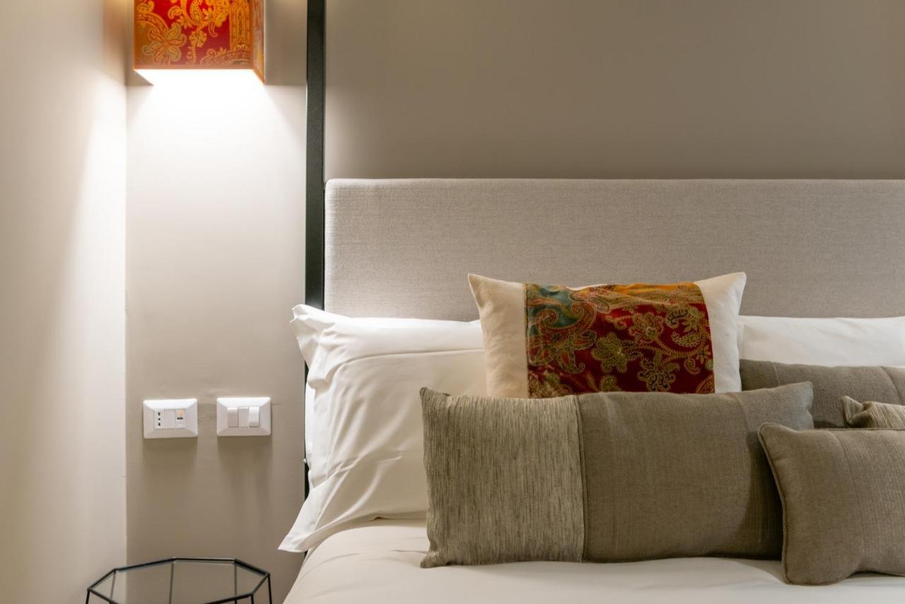 The Couper Sant'Andrea Hotel Milan Bagian luar foto